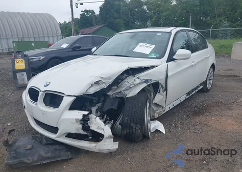 2011 BMW 328I xDrive z USA, uszkodzony, nr VIN WBAPK5C53BA655230